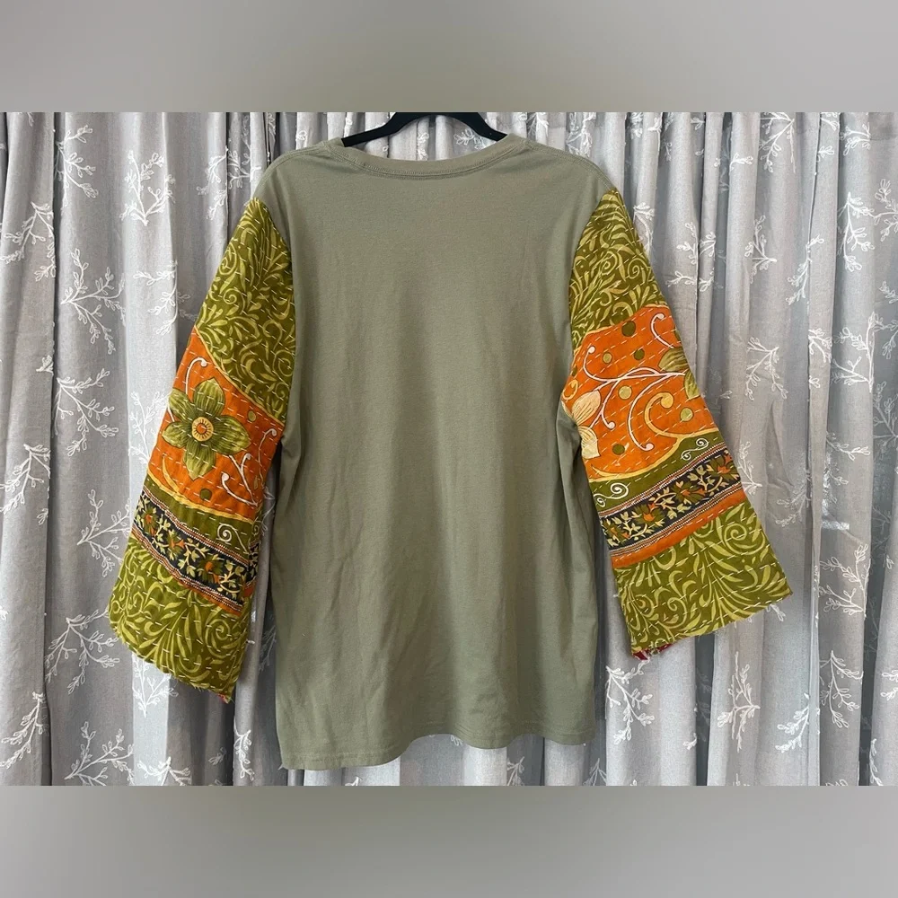 Def Leppard Upcycled Tee with Kantha Sleeves Boho Hippie Festival - Picture 3 of 3